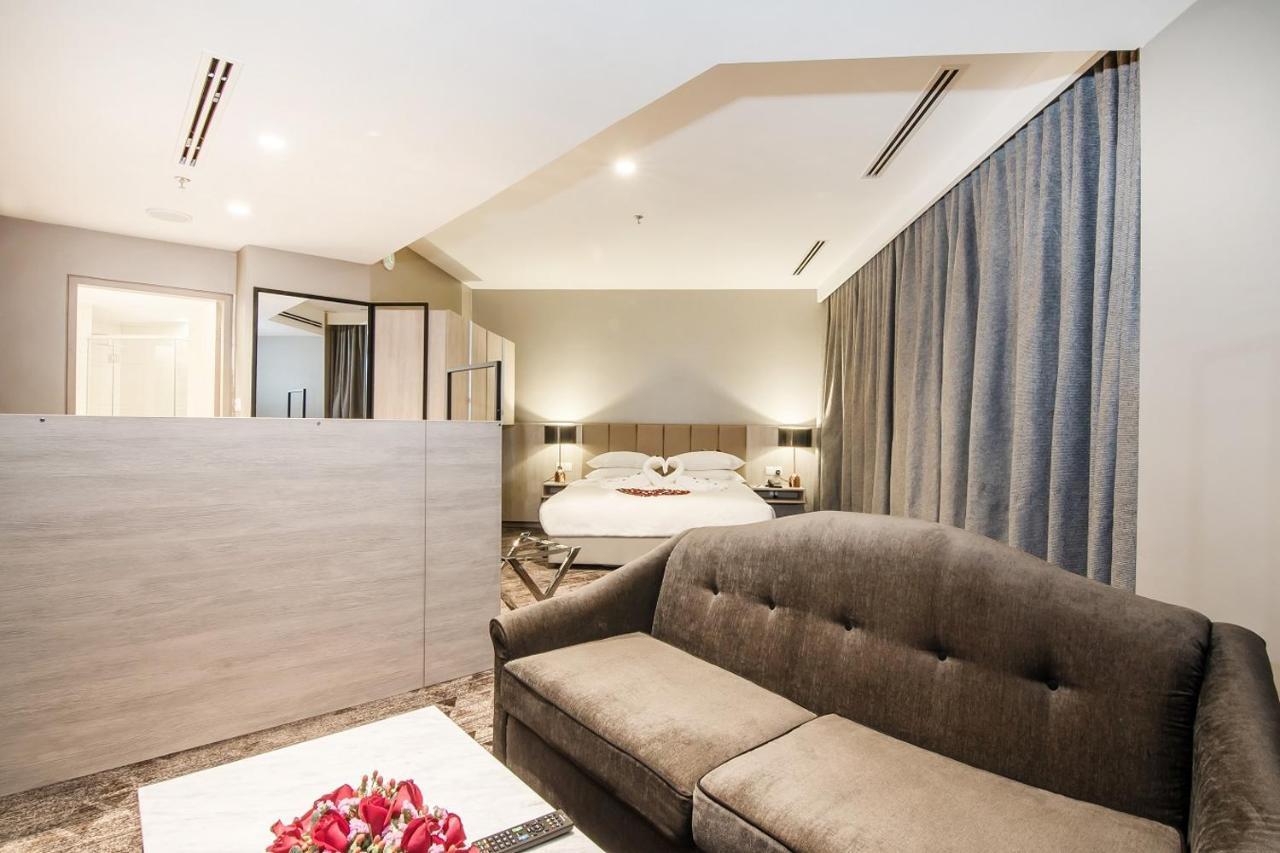 MTREE Hotel Puchong Buitenkant foto